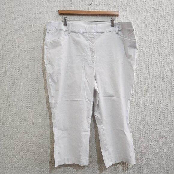 Lane Bryant White Cropped Pants Plus Size 22 Stretch Cotton Blend - Picture 12 of 12